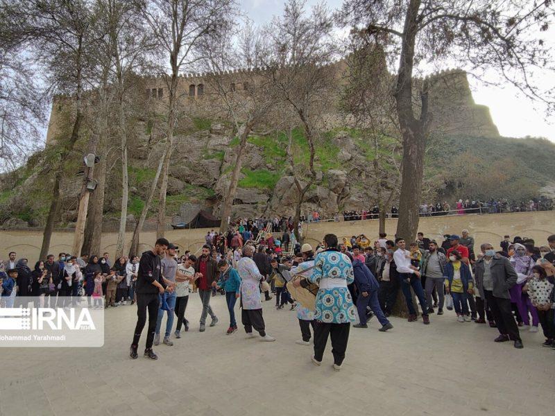 ۸۷ هزار گردشگر از جاذبه‌های گردشگری لرستان بازدید کردند