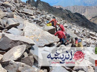 جوان گمشده در کوه سفید کهگیلویه‌وبویراحمد زنده پیدا شد