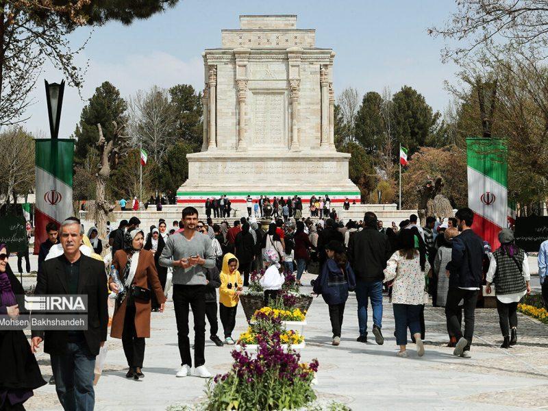 استاندار: میزبانی از زائران نوروزی رسالت سنگینی بر عهده خراسان رضوی نهاده است