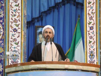 امام جمعه ایلام: اتحاد ملت‌های مسلمان، شکست استکبار جهانی را نزدیک می‌کند