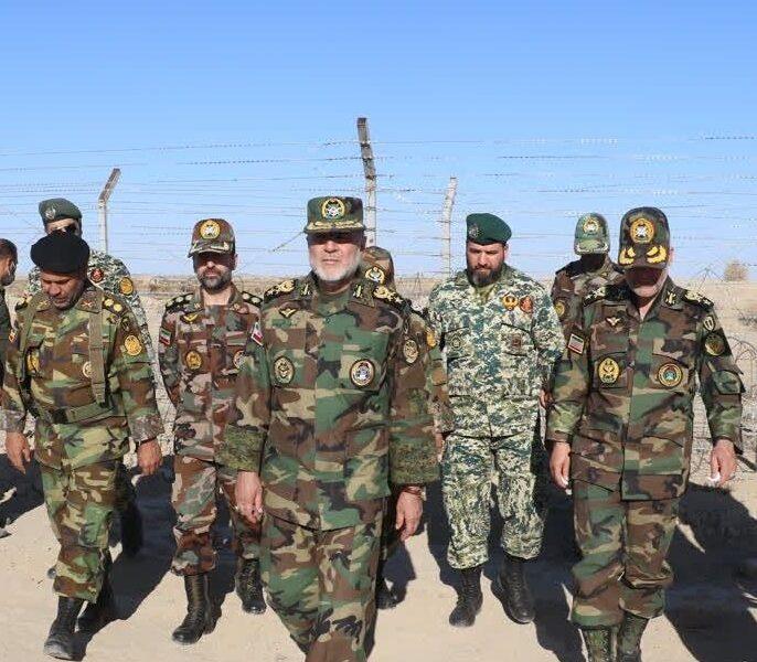 پایش ۱۰۰ درصدی مرزها با تکیه بر دستاوردهای دفاعی در دستور کار است