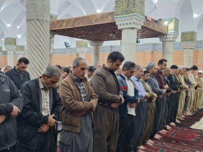 نماز عید فطر در کردستان اقامه شد