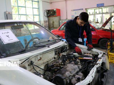 تدوین واحدهای جدید استاندارد مهارتی فنی و حرفه‌ای در قشم