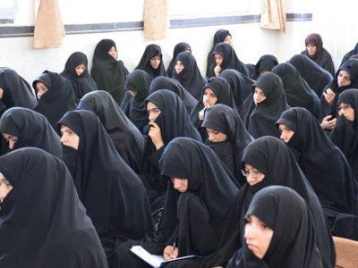 مدیر حوزه علمیه: بانوان طلبه گلستان، پرچم‌داران علم و پژوهش هستند