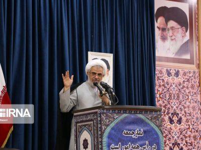 امام جمعه بندرعباس: مردم ایران از بحران‌آفرینان، هوشیارتر هستند