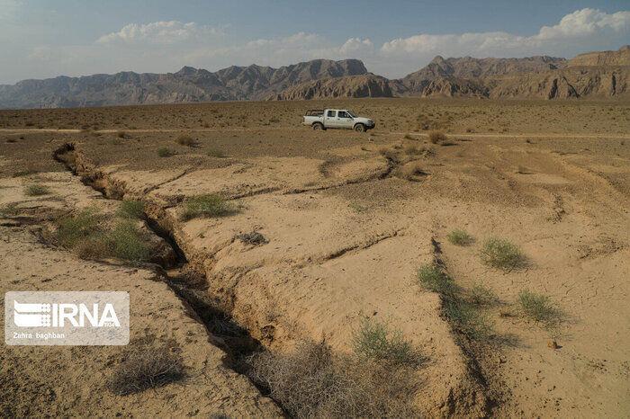 فرونشست زمین در اصفهان به مرز بحران زیست‌محیطی نزدیک شده است