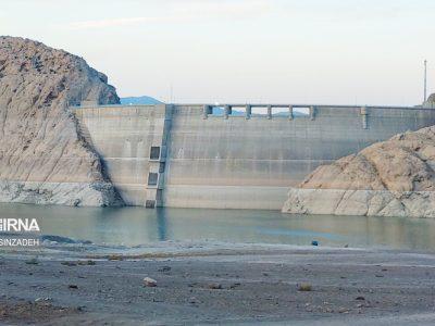 نفس در پشت سدهای استان مرکزی به شماره افتاده است