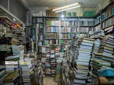 یک حقوقدان: ناشران باید پروانه کسب را از اتحادیه بگیرند/ مجوز وزارت فرهنگ کافی نیست