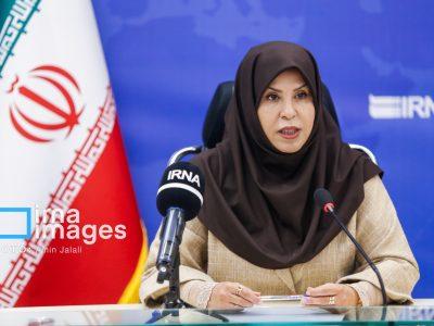 اینچه درگاهی: نایب رئیسی خواهرم قانونی است/ کارت‌های مربیگری را باطل می‌کنم