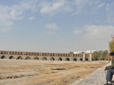 کاهش ۵۰ میلیون مترمکعبی برداشت‌ها، کمک به احیای زاینده رود است