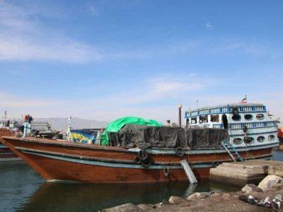 شناورهای حامل کالای قاچاق در آبهای هرمزگان توقیف شد