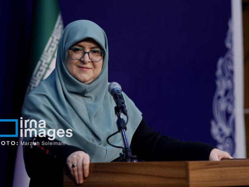 مهاجرانی: تأمین برق ادارات دولتی از انرژی تجدیدپذیر در دستور کار قرار گرفت
