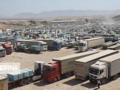 بیش از ۲۵۶ میلیون دلار کالا از گمرک کاشان صادر شد