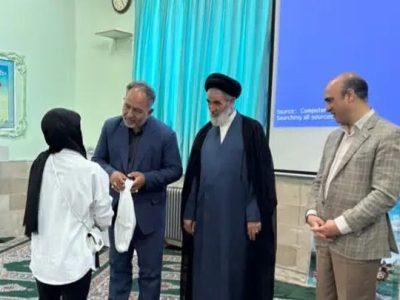 کمک ۱۰ میلیارد ریالی خیران بیرجندی به دانش‌آموزان نیازمند
