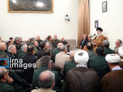 دیدار جمعی از فرماندهان نیروهای مسلح با فرمانده معظم کل قوا