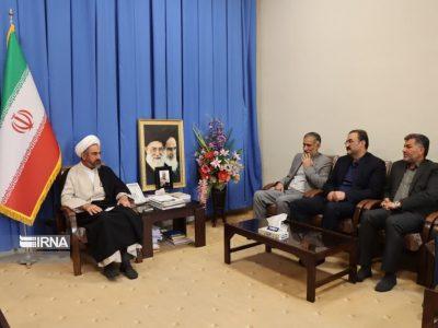 امام جمعه: ساخت‌وسازهای غیرمجاز در ایلام ساماندهی شود
