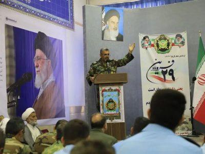فرمانده ارتش آجا: ارتش مانند همیشه گوش به فرمان و آماده است