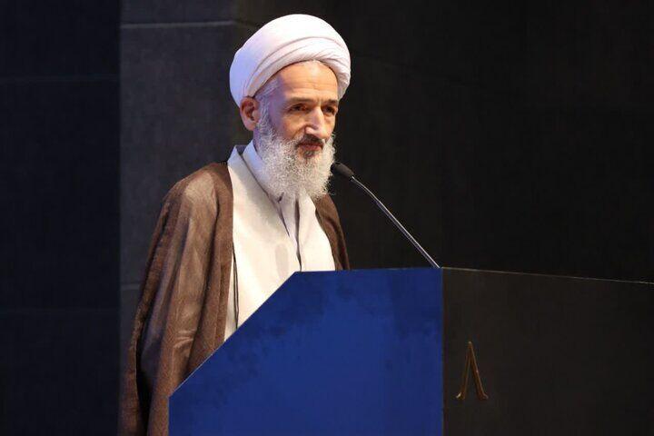 امام جمعه ساری: نقش‌آفرینی توامان ارتش و سپاه اقتدار ایران اسلامی را دوچندان کرد