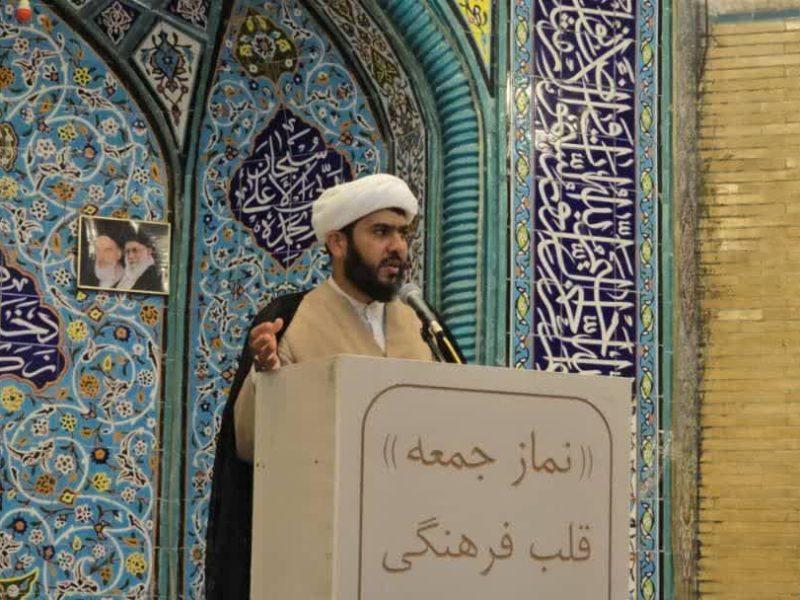 امام جمعه جاسک: «سرمایه‌گذاری برای تولید» رمز خنثی‌سازی تحریم‌ها است