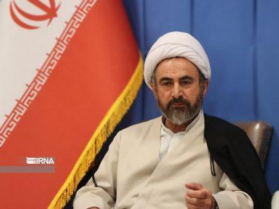 مطالبه امام جمعه ایلام؛ آموزش پیوسته دین‌مداری از کودکی تا دانشگاه