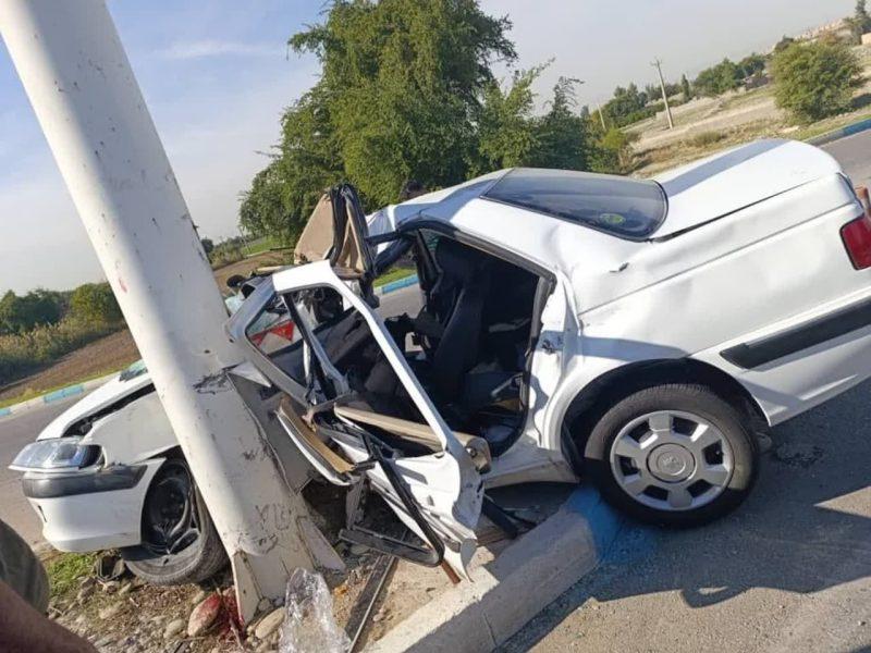 برخورد پژو با تیر برق ‌در دستجرد قم یک فوتی به همراه داشت 