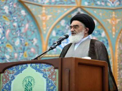 امام جمعه قم خواستار تعقیب قضایی اهانت به مقدسات برادران اهل سنت شد