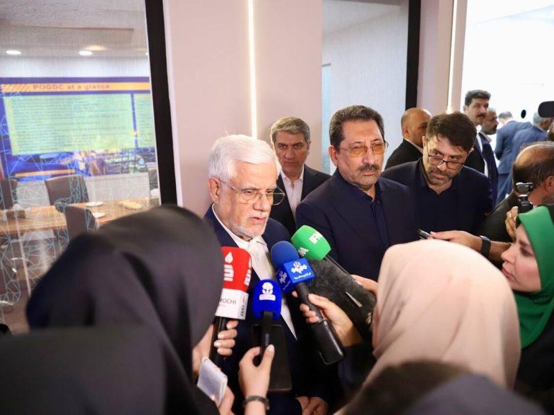 عارف: توسعه صادرات به ویژه با کشورهای هدف از راهبردهای مهم دولت است