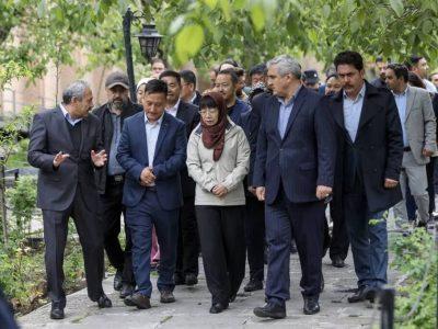 بازدید هیات تجاری چین از بقعه شیخ صفی‌الدین اردبیلی