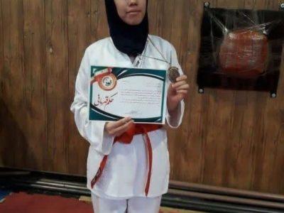 افتخارآفرینی دختر ناشنوای شیروانی در مسابقات کشوری کاراته