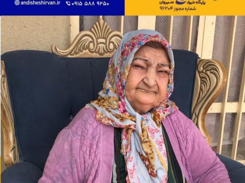 ‍ پیکر مادر شهید اصغر پاکدل با بدرقه باشکوه مردم شیروان و زیارت تشییع شد.
