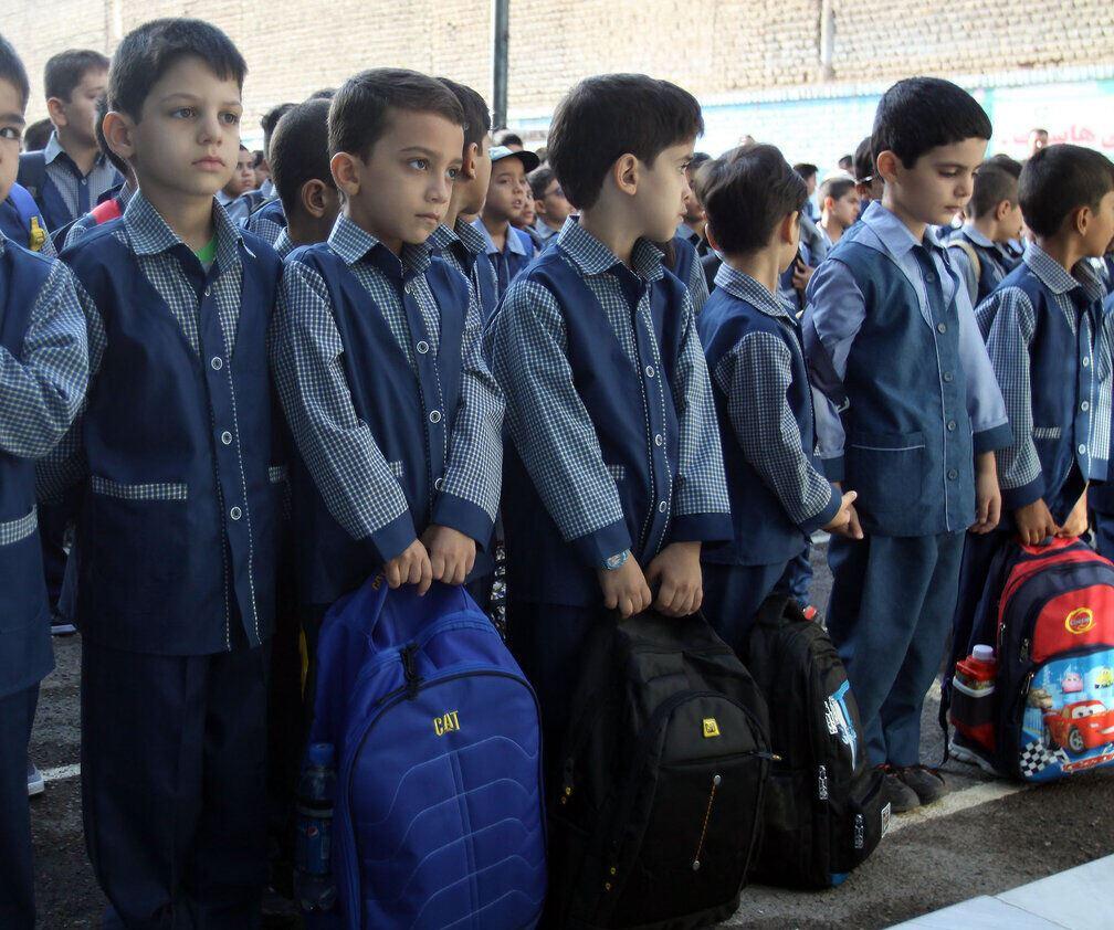 قیمت لباس فرم مدارس خراسان شمالی در سال تحصیلی جدید اعلام شد