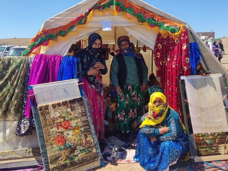 صنایع دستی بانوان عشایر در مسیر فروش الکترونیکی است