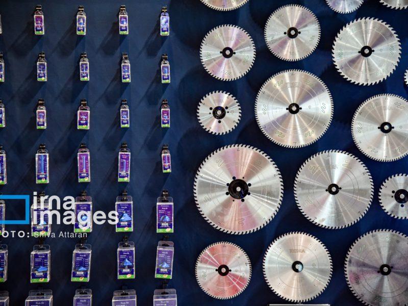 اعمال مالیات کربن به نرخ جهانی برای صنایعی که در کشور مبداء پرداخت نکنند