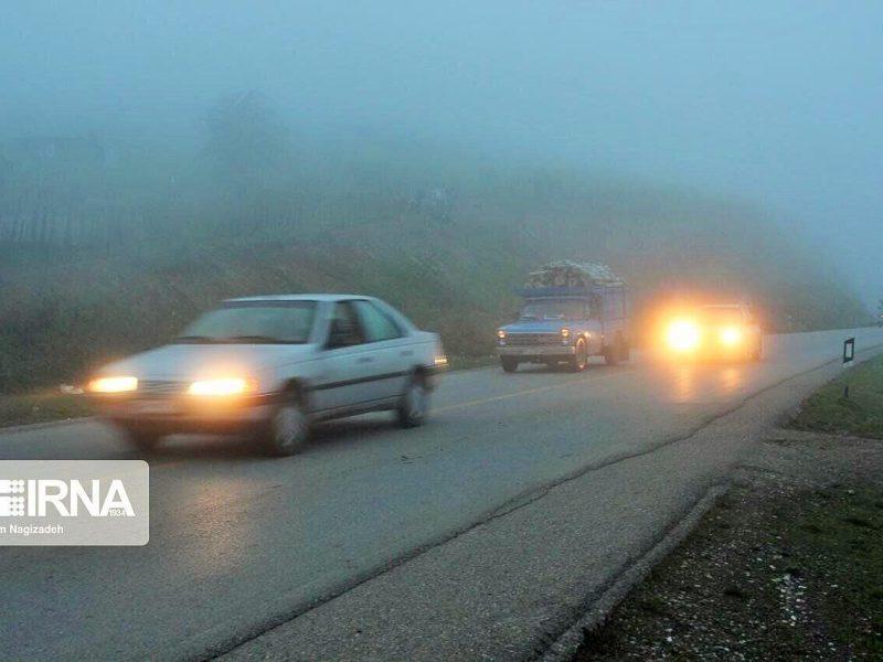 بارش برف و باران و مه‌گرفتگی گسترده در محورهای فارس؛ تردد با احتیاط