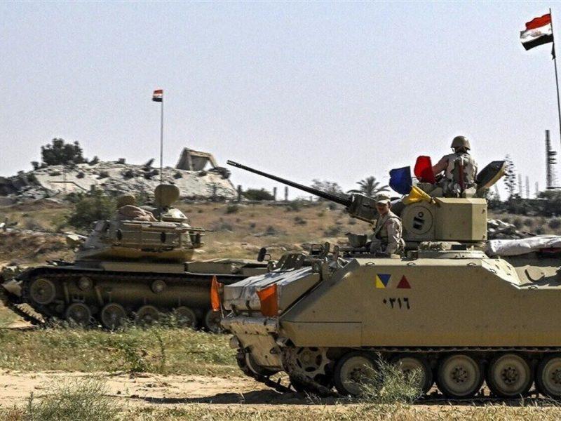 مصر نیروهای نظامی خود را در صحرای سینا کاهش میدهد