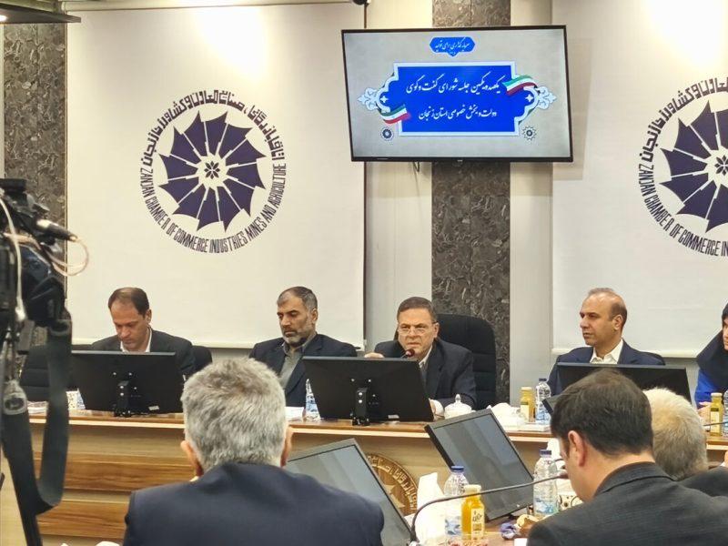 استاندار زنجان: حمایت از سرمایه‌گذاران واقعی اولویت مهم استان است