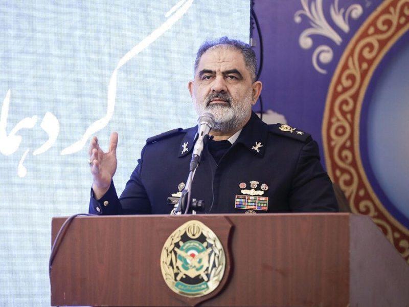 دریادار ایرانی: ناوگروههای ۱۰۳ و ۱۰۴ نیروی دریایی ارتش در مسیر آفریقای جنوبی هستند