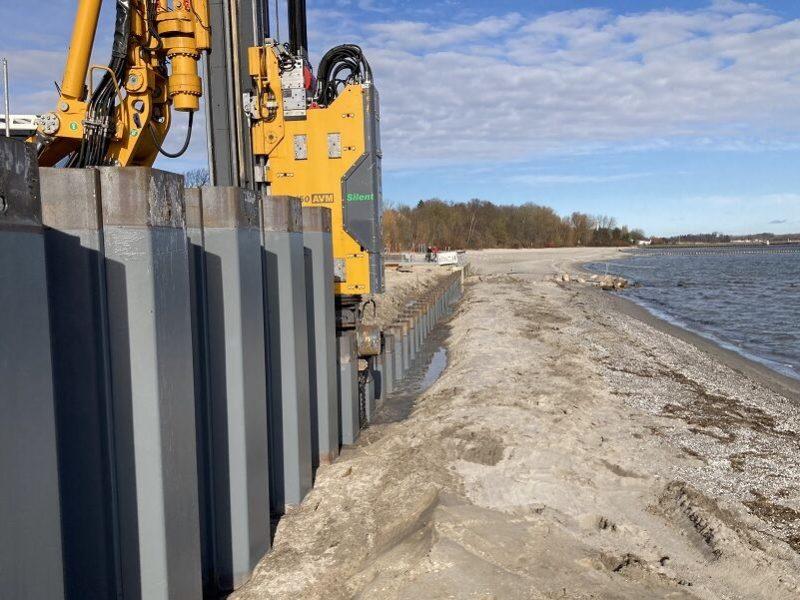 ثبت بینالمللی اختراع فناوری سازه نگهبان برای گودبرداری ساحلی