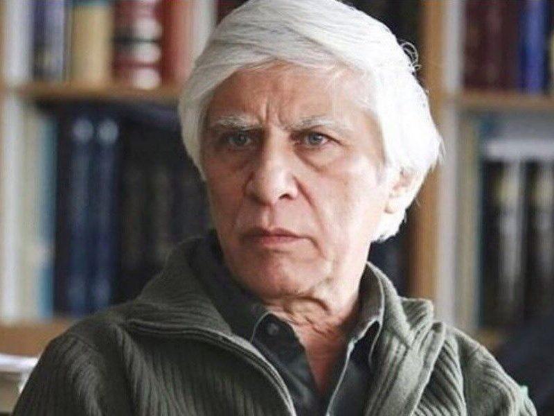 هنرمندان کشور به حرمت نام و یاد بیضایی بایستند