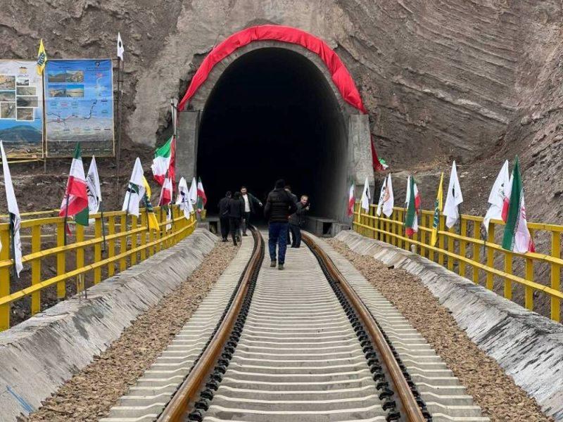 سنگ تمام دولت چهاردهم به پروژه ۲۰ ساله راهآهن اردبیل – میانه