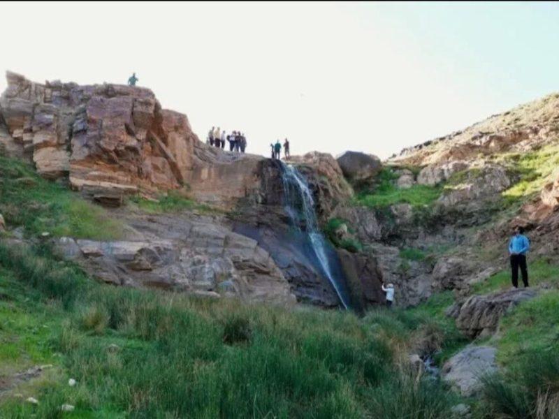 بهشت پنهان در دل کوههای شاهنشین: آبشار درّه غار علیآباد ملایر ثبت ملی شد