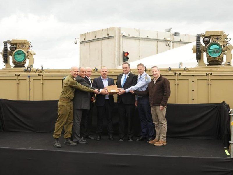 جنگافروزی اسرائیل با رونمایی از سامانه لیزری «پرتو آهنین»