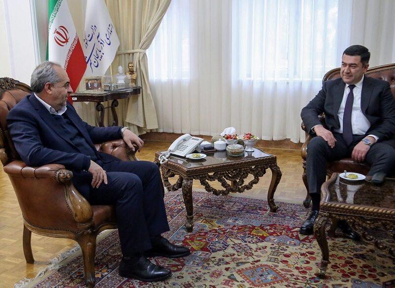 استاندار آذربایجانشرقی: پروژههای مرزی اولویت همکاری ۲ کشور ایران و جمهوری آذربایجان است