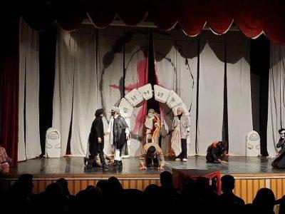 تئاتر خلخال با ۴۹ روز اجرای عمومی رونق گرفت