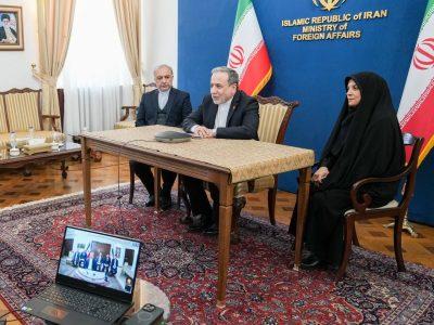 عراقچی: مردم ونزوئلا از استقلال خود در برابر آمریکا دفاع خواهند کرد