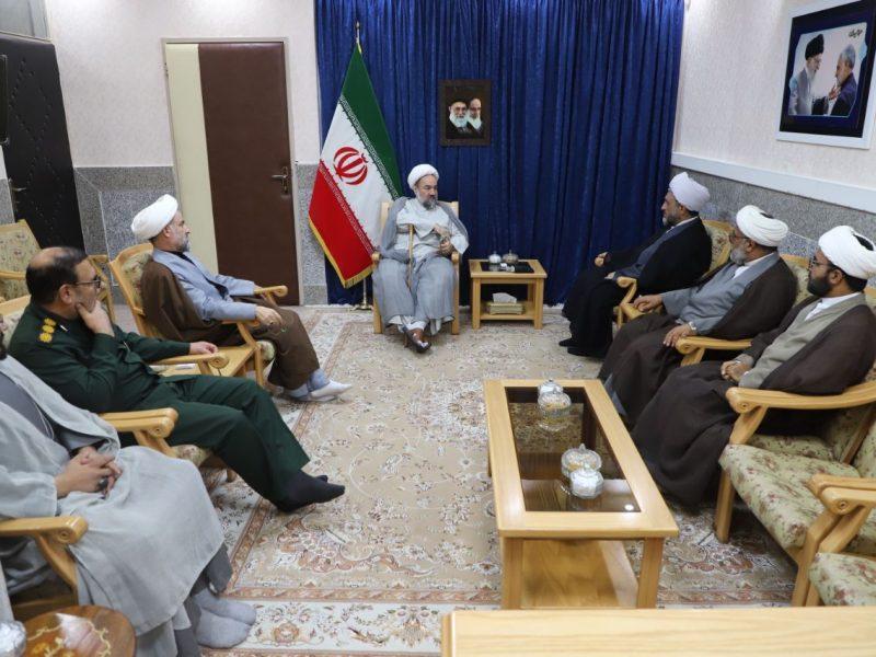 امام جمعه زاهدان: فعالیتهای فرهنگی از دل مردم و برای آنها شکل گیرد