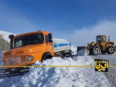 و برق و آب را با خودش برد