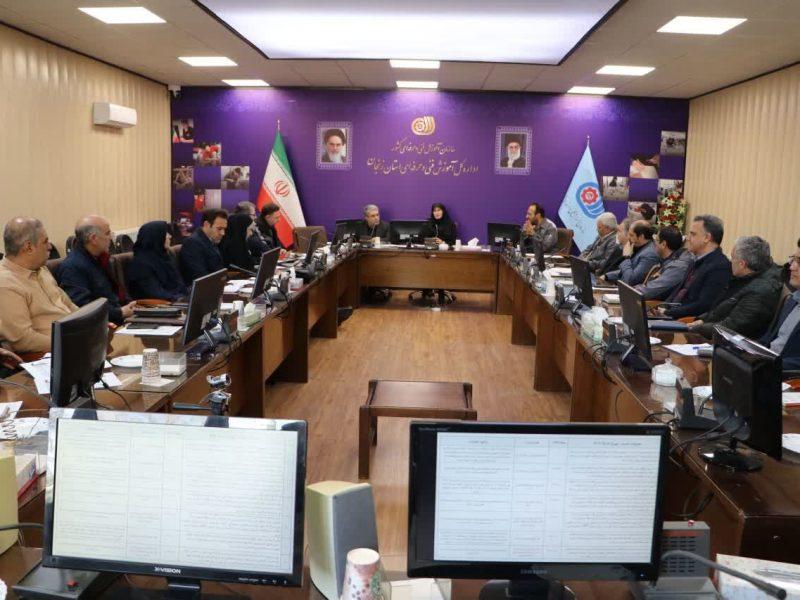 معاون استاندار زنجان: بازطراحی مهارتآموزی ها برای پیوند با اقتصاد خلاق ضروری است