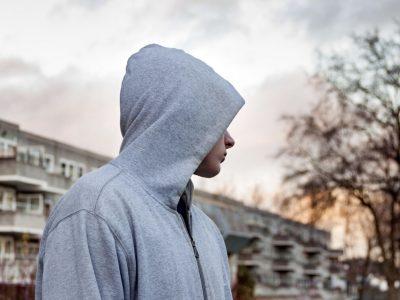 فروپاشی آرام خانواده در انگلیس؛ آمار خشونت نوجوانان علیه والدین رکورد زد