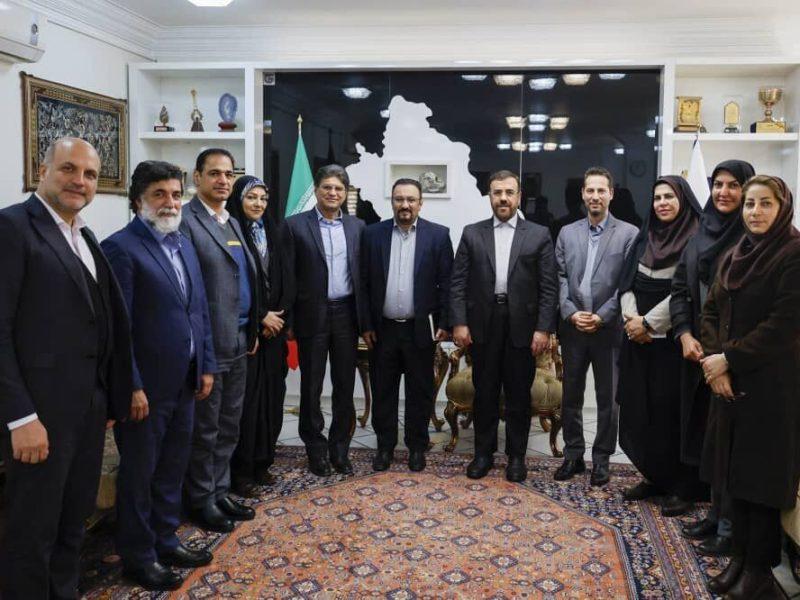 جایگاه دانشگاه پیام نور در افکار عمومی می‌تواند با اثبات توانمندی‌های علمی، ارتقاء یابد